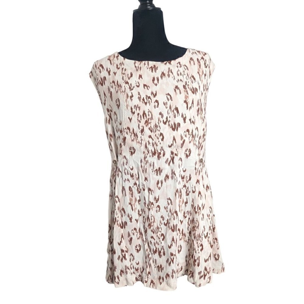FREE PEOPLE ‘Fake Love’ MED Mini Swing Dress Animal Print Open Back Relaxed Fit